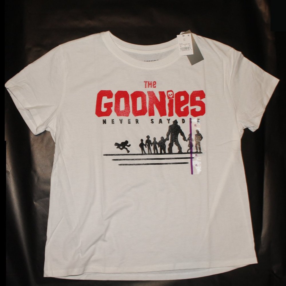 Vintage Goonies Never Say Die White Graphic Print T-Shirt New With Tags Size XL